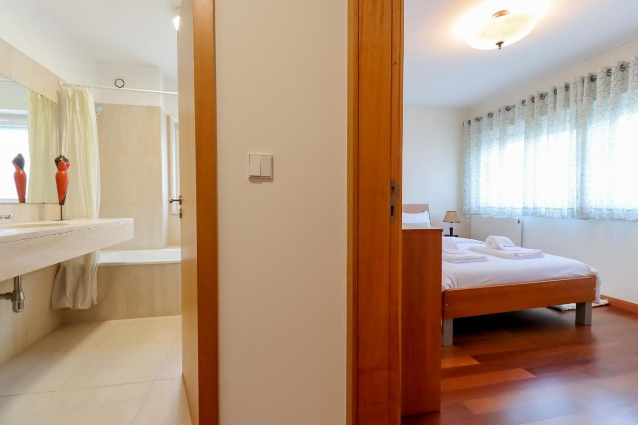 Sweet Living Viana - City Centre Apartment With Garage Viana do Castelo Exterior foto